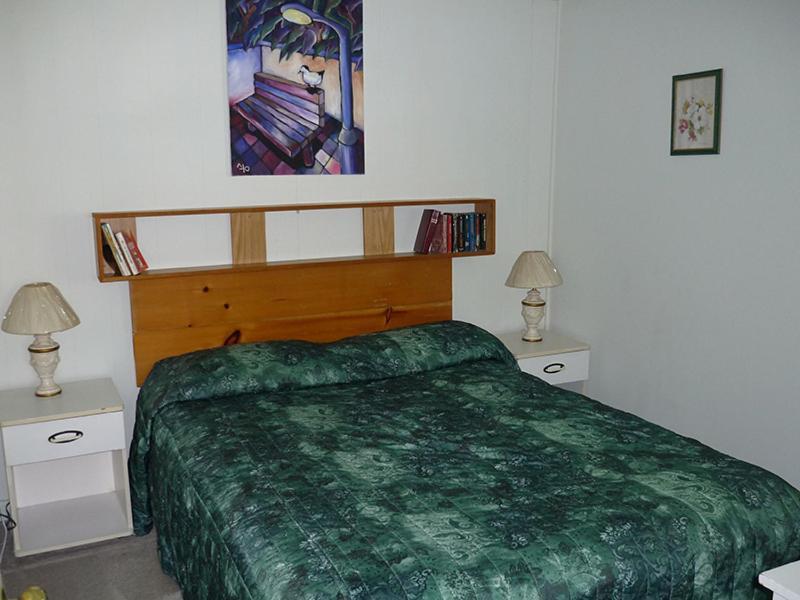 Silver Springs Cottage Resort Harcourt Номер фото