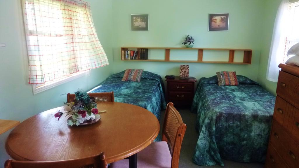 Silver Springs Cottage Resort Harcourt Экстерьер фото