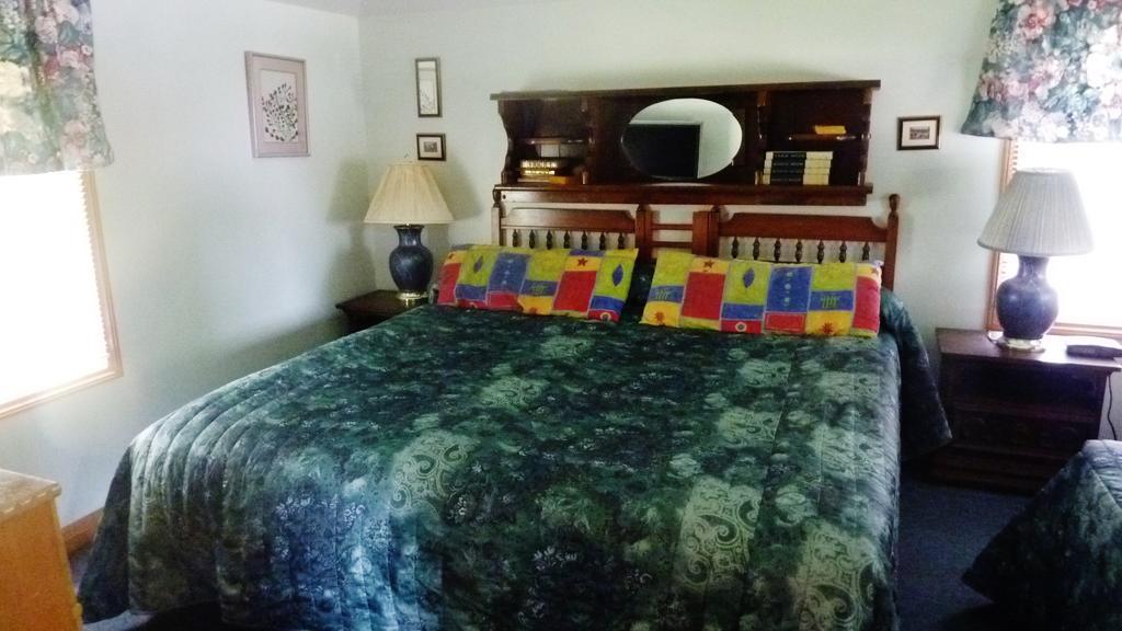 Silver Springs Cottage Resort Harcourt Экстерьер фото