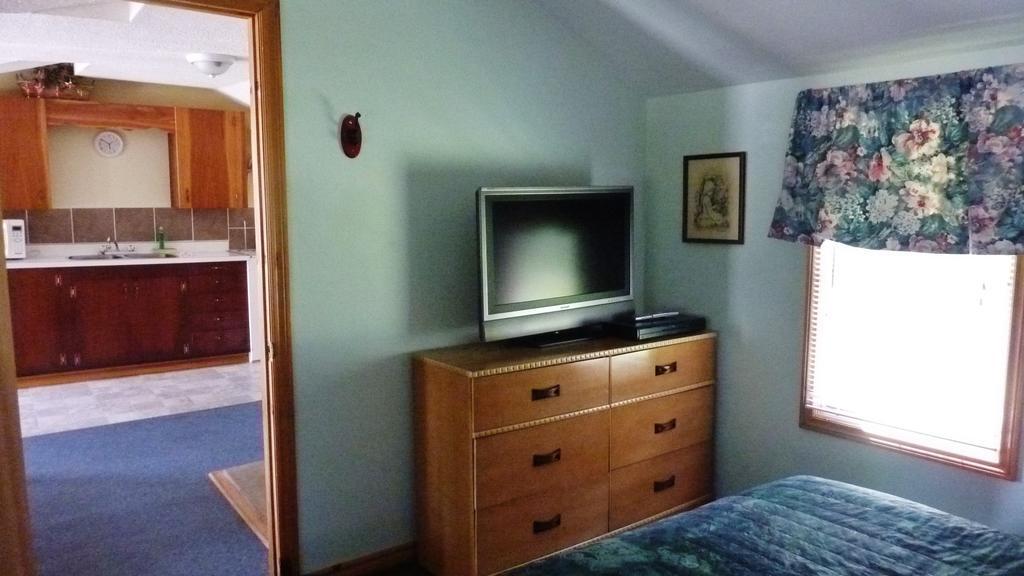 Silver Springs Cottage Resort Harcourt Экстерьер фото
